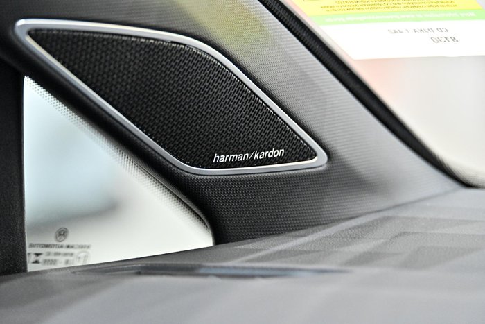 2024 Volkswagen Golf 110TSI R-Line