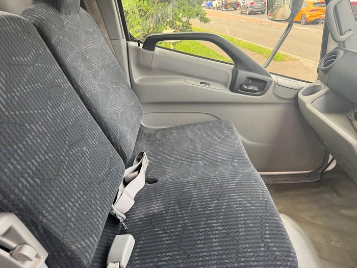 2019 Hino 300 WHITE