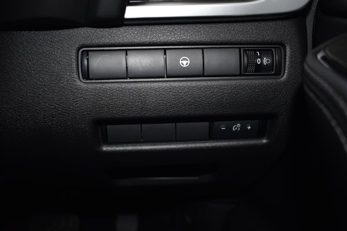 2025 Nissan X-TRAIL ST-L e-POWER