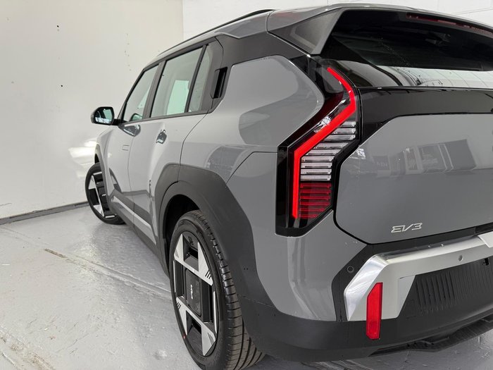 2025 Kia EV3 Earth Long Range