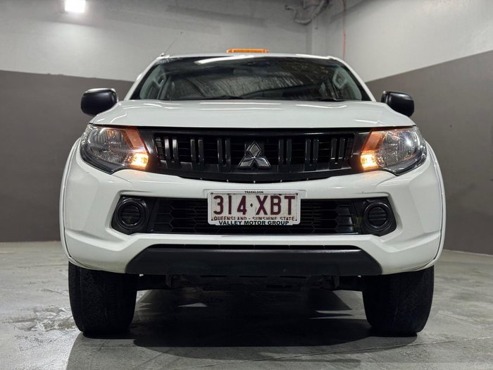 2017 Mitsubishi Triton GLX