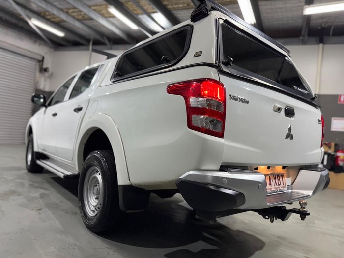 2017 Mitsubishi Triton GLX
