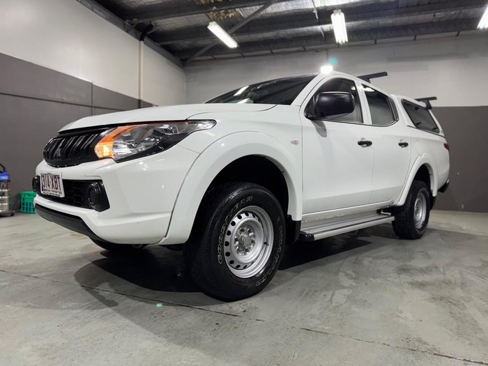 2017 Mitsubishi Triton GLX