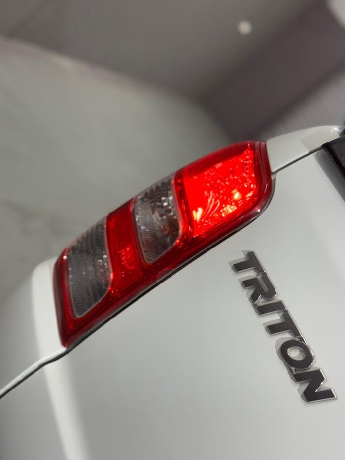 2017 Mitsubishi Triton GLX