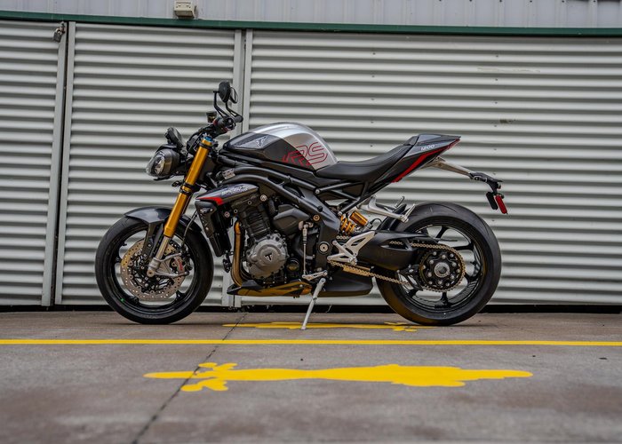 2025 Triumph Speed Triple RS 1200 Speed Triple Red