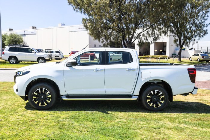 2025 Mazda BT-50 XTR
