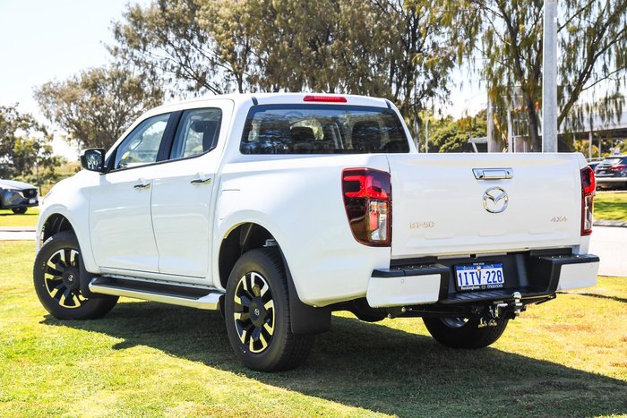 2025 Mazda BT-50 XTR