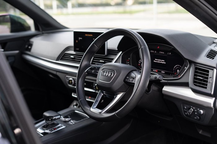 2019 Audi Q5 45 TFSI sport
