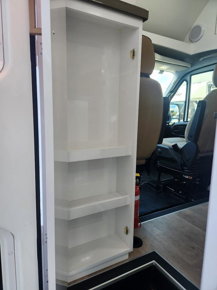 2024 Paradise MotorHomes SL CLUB DELUXE (PRICE REDUCED, IMMEDIATE DELIVERY)