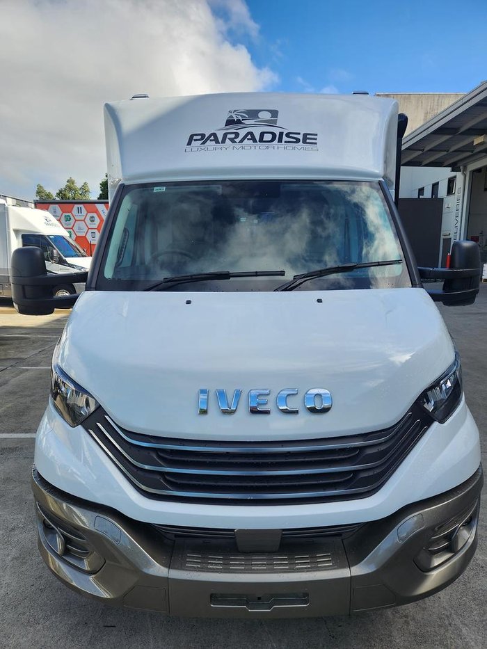 2024 Paradise MotorHomes SL CLUB DELUXE (PRICE REDUCED, IMMEDIATE DELIVERY)