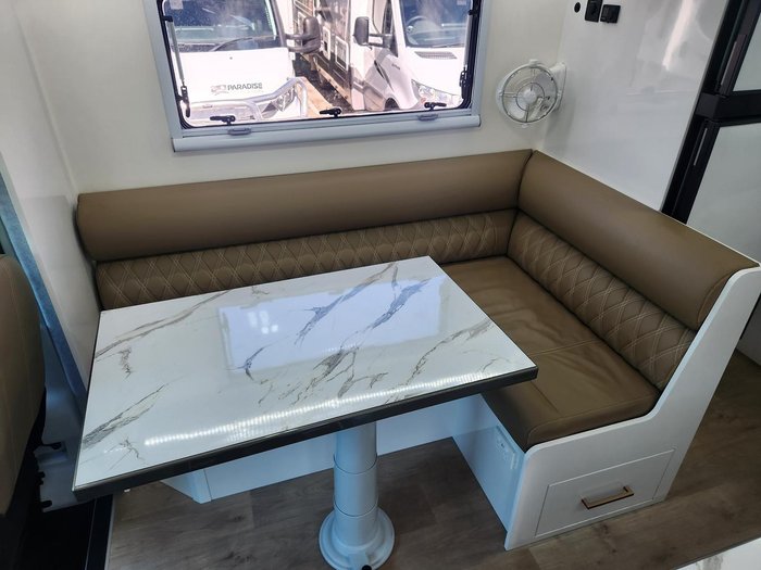 2024 Paradise MotorHomes SL CLUB DELUXE (PRICE REDUCED, IMMEDIATE DELIVERY)