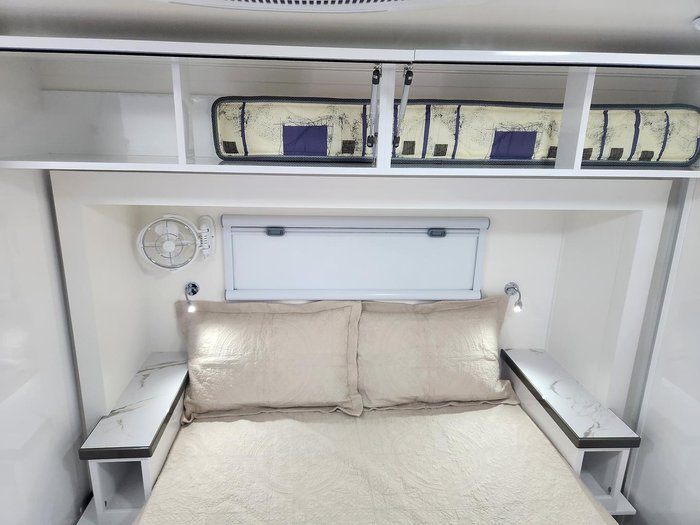 2024 Paradise MotorHomes SL CLUB DELUXE (PRICE REDUCED, IMMEDIATE DELIVERY)