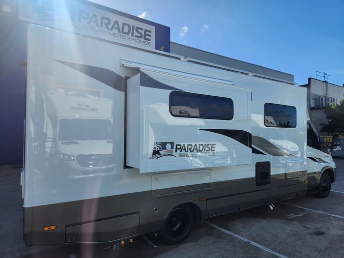 2024 Paradise MotorHomes SL CLUB DELUXE (PRICE REDUCED, IMMEDIATE DELIVERY)
