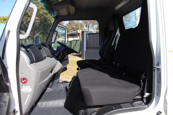 2018 Fuso Canter 515 WHITE