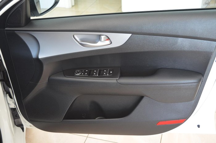 2024 Kia Cerato S
