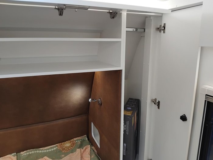 2025 New Age Caravans Dr18e Desert Rose Full Off Road Couples Van