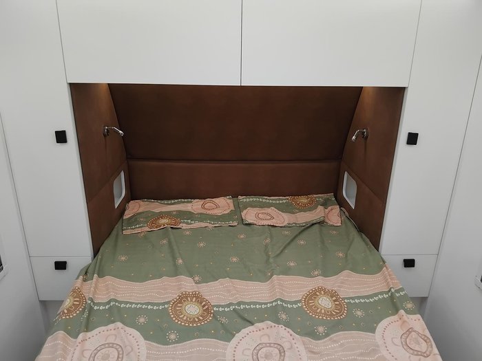 2025 New Age Caravans Dr18e Desert Rose Full Off Road Couples Van