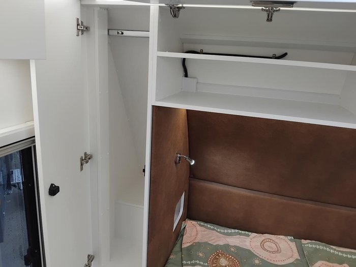 2025 New Age Caravans Dr18e Desert Rose Full Off Road Couples Van