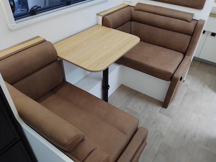 2025 New Age Caravans Dr18e Desert Rose Full Off Road Couples Van
