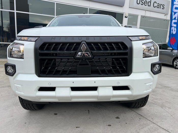 2024 Mitsubishi Triton GLX+