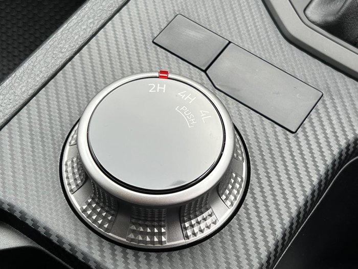 2024 Mitsubishi Triton GLX+