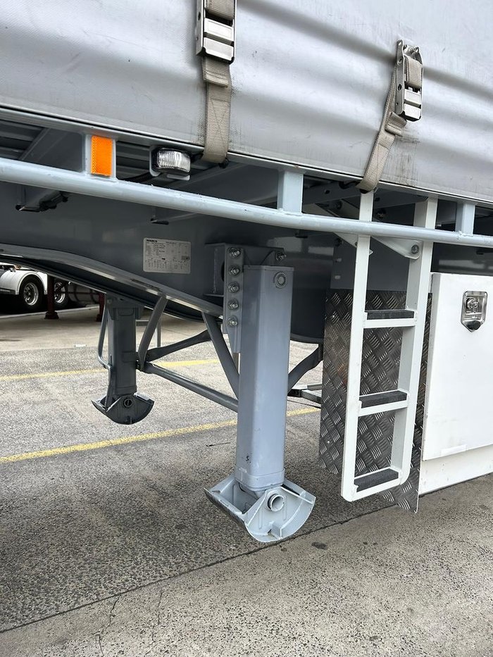 2023 CIMC St3 34 Pallet Sd B Double R/T Grey