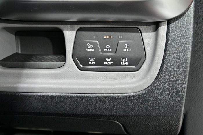 2024 Volkswagen ID. Buzz Pro BEV560