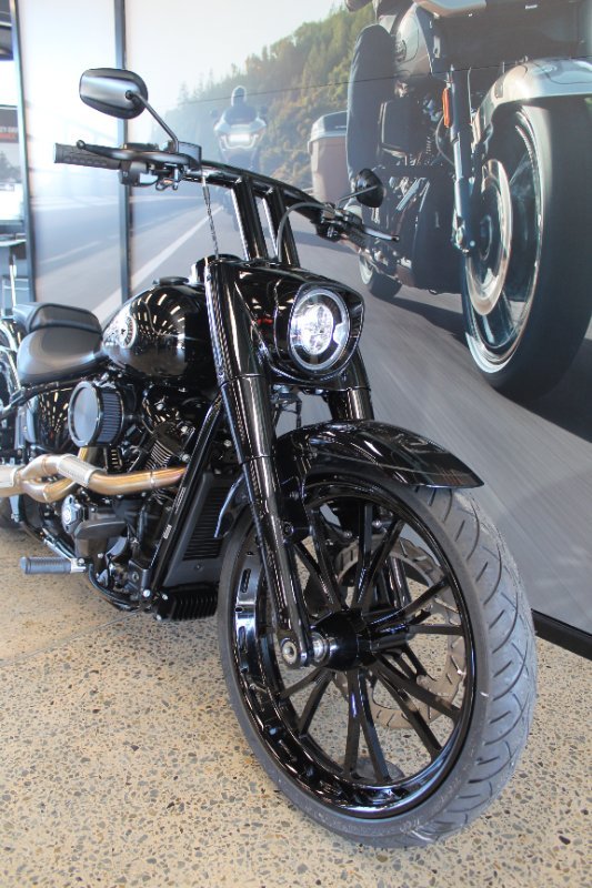 2025 Harley-davidson FLFB FAT BOY S (117) VIVID BLACK