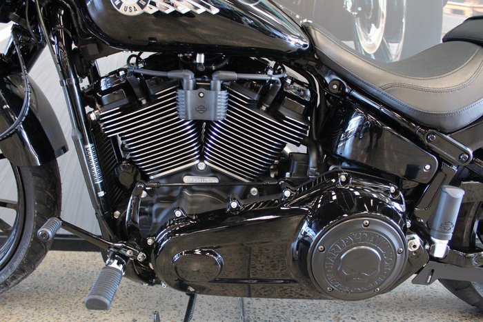 2025 Harley-davidson FLFB FAT BOY S (117) VIVID BLACK