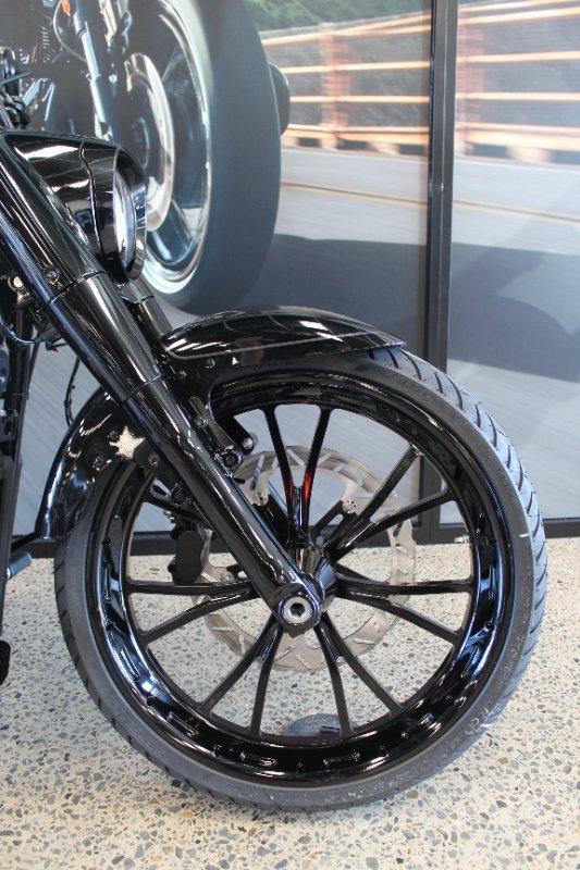 2025 Harley-davidson FLFB FAT BOY S (117) VIVID BLACK