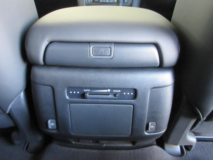 2024 Nissan Patrol Ti-L