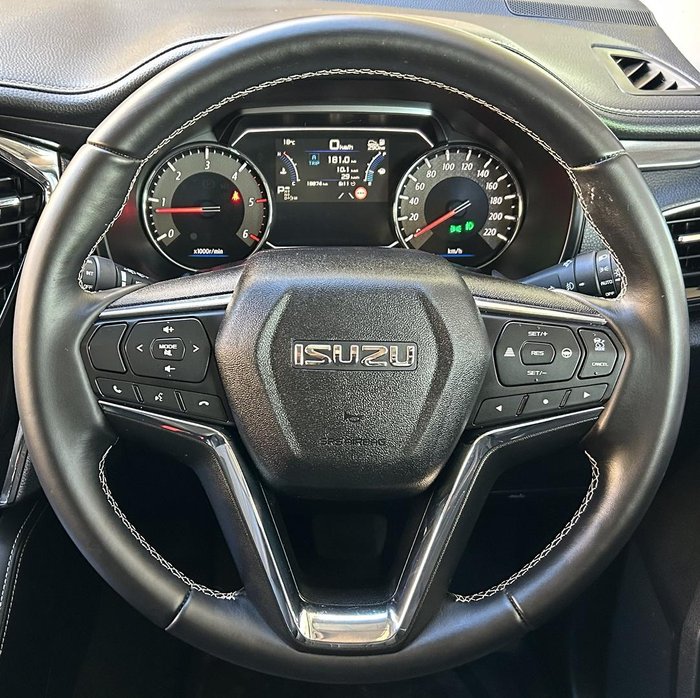 2023 Isuzu MU-X LS-T