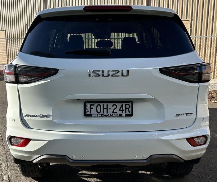 2023 Isuzu MU-X LS-T