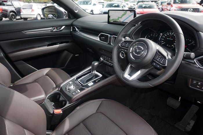 2025 Mazda CX-5 G25 Akera