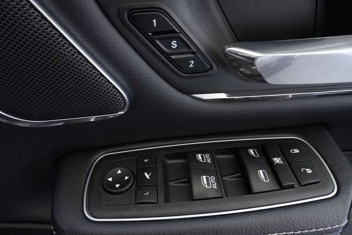2023 RAM 1500 Laramie Sport RamBox