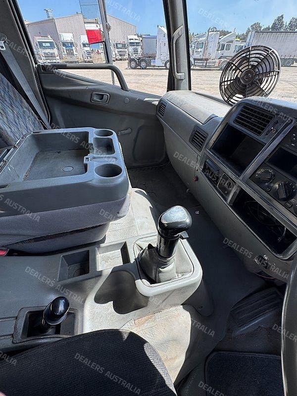 2003 Mitsubishi Fighter Fn61 Steel Tray Top