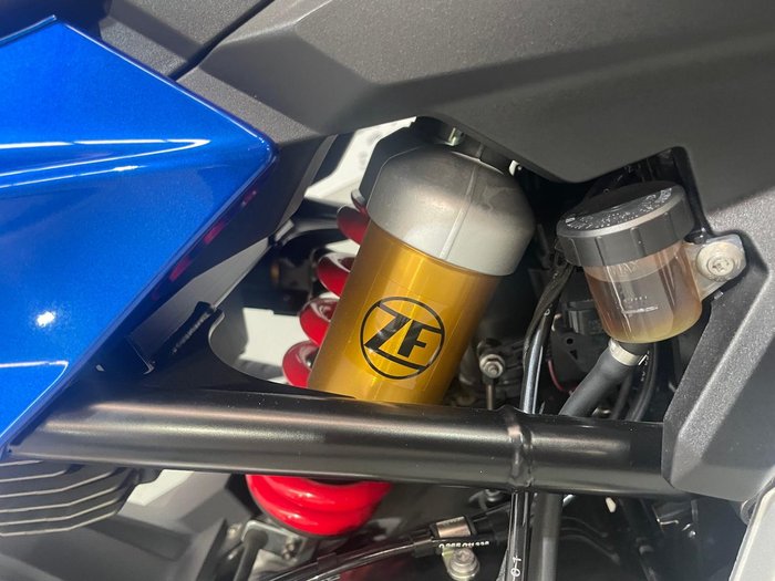 2024 BMW F 900 XR F 900 Blue