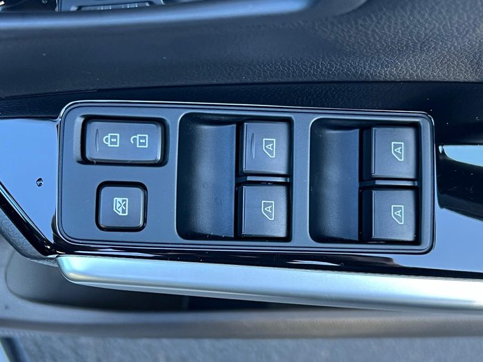 2024 Mitsubishi Pajero Sport Exceed