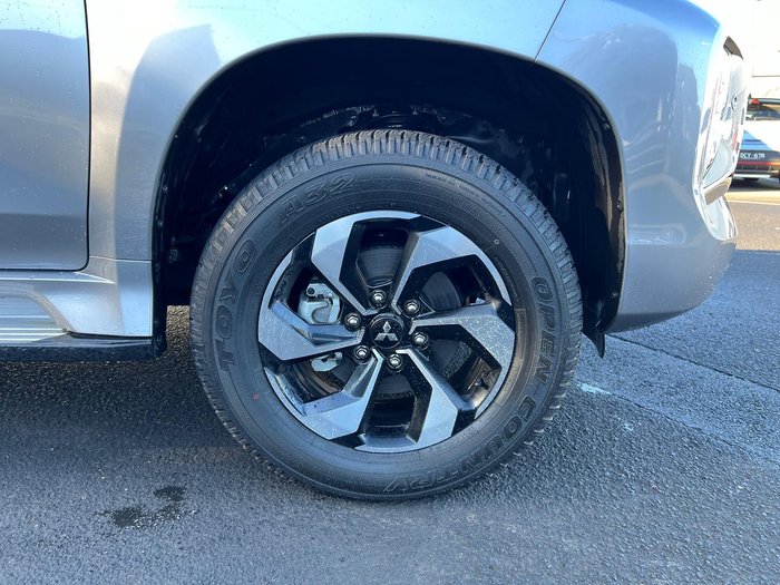 2024 Mitsubishi Pajero Sport Exceed
