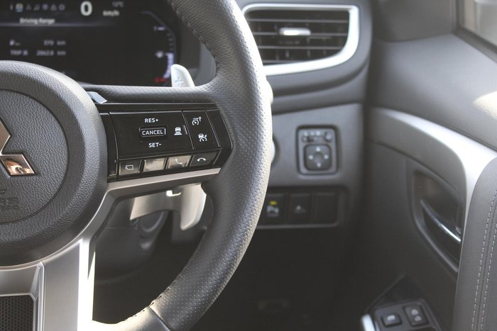2024 Mitsubishi Pajero Sport Exceed