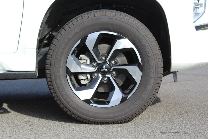 2024 Mitsubishi Pajero Sport Exceed