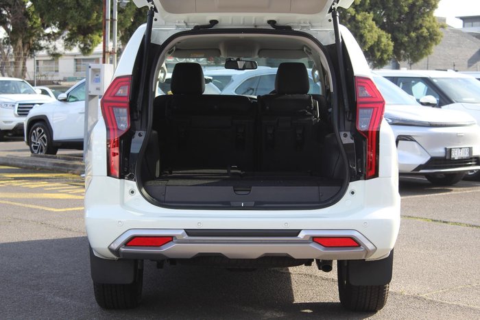 2024 Mitsubishi Pajero Sport Exceed