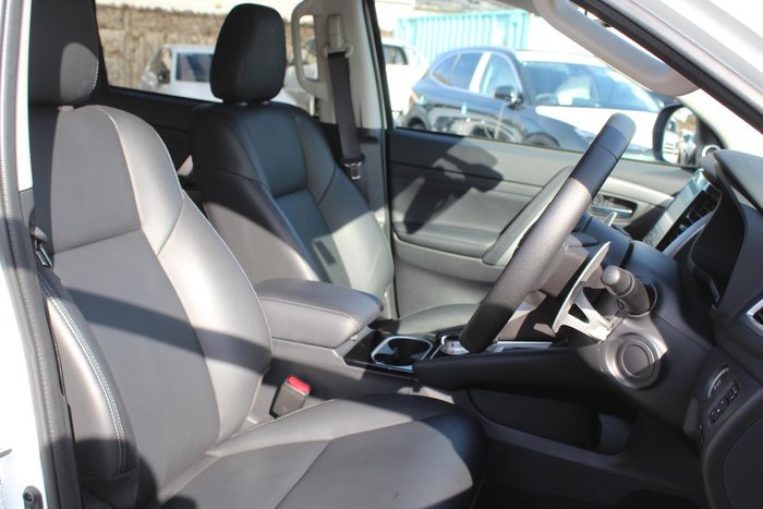 2024 Mitsubishi Pajero Sport Exceed