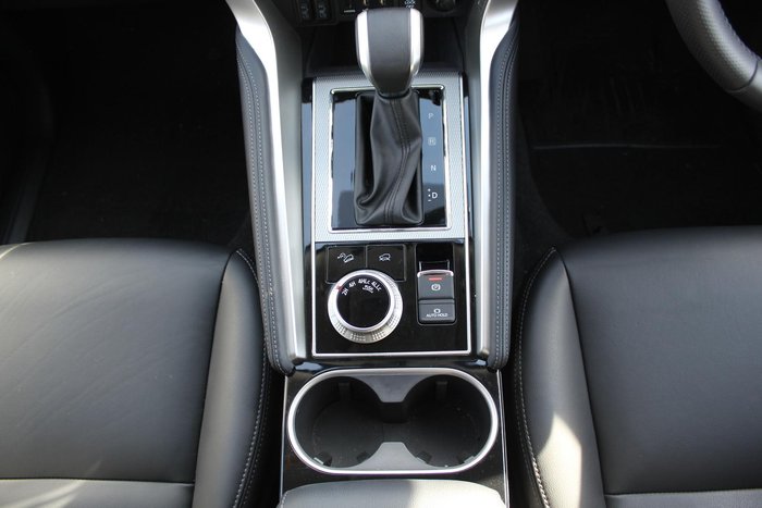 2024 Mitsubishi Pajero Sport Exceed