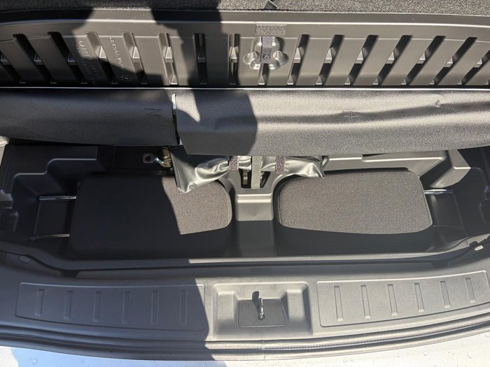 2025 Mitsubishi Outlander LS