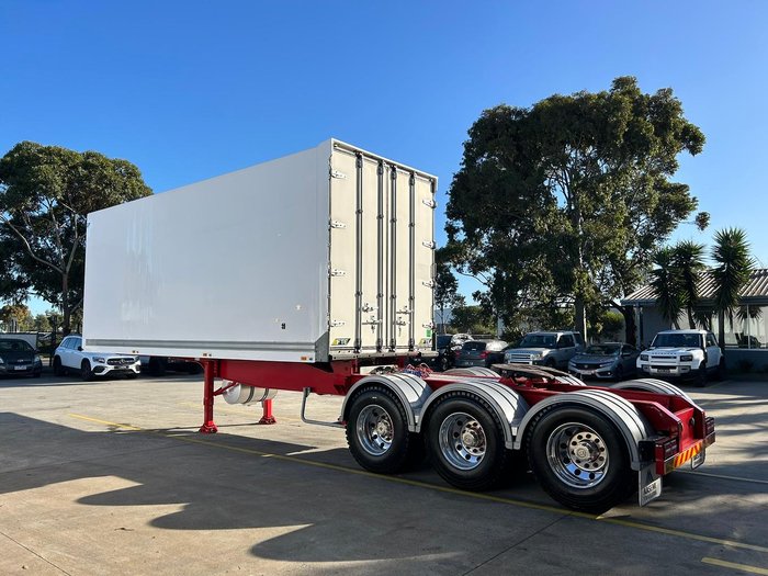 2013 FTE St3 Lead A 12 Pallet -28 Freezer Double Stacker