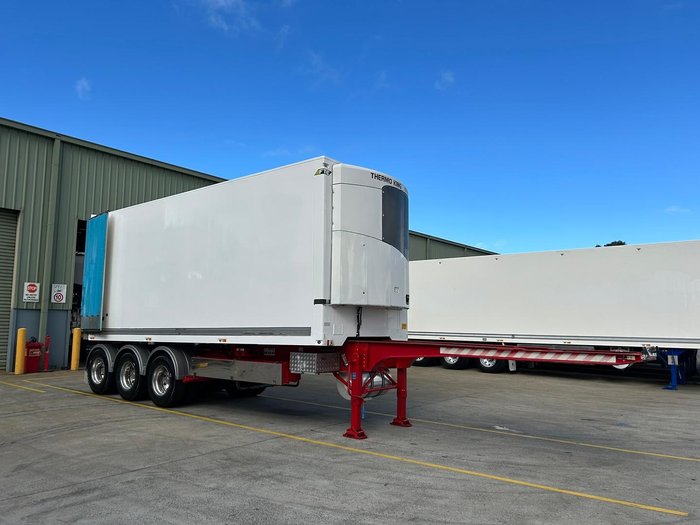 2013 FTE St3 Lead A 12 Pallet -28 Freezer Double Stacker