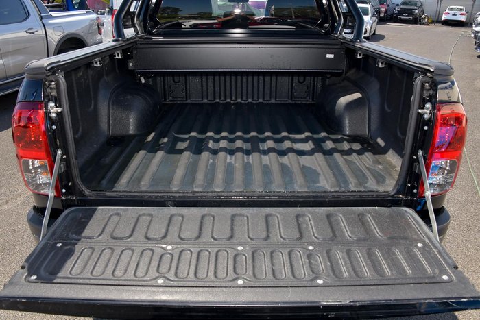2019 Toyota Hilux Rogue