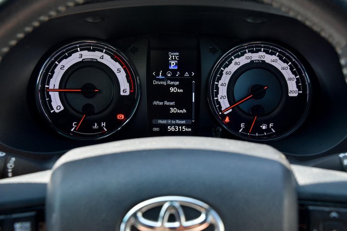 2019 Toyota Hilux Rogue