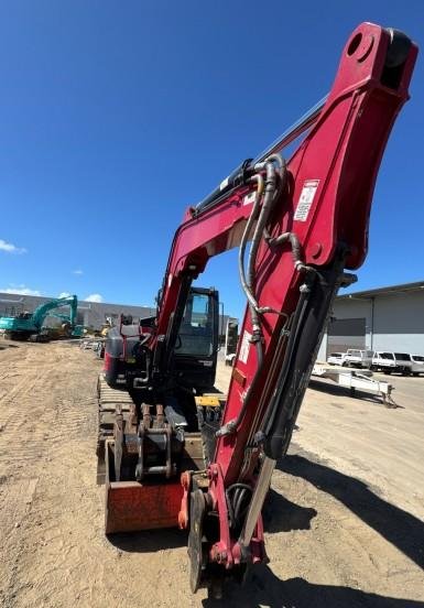 2022 Yanmar Sv100 Red